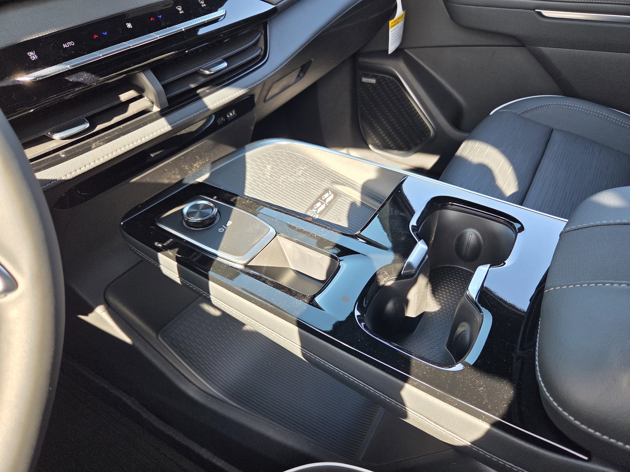 2026 Buick Enclave Sport Touring - Photo 15