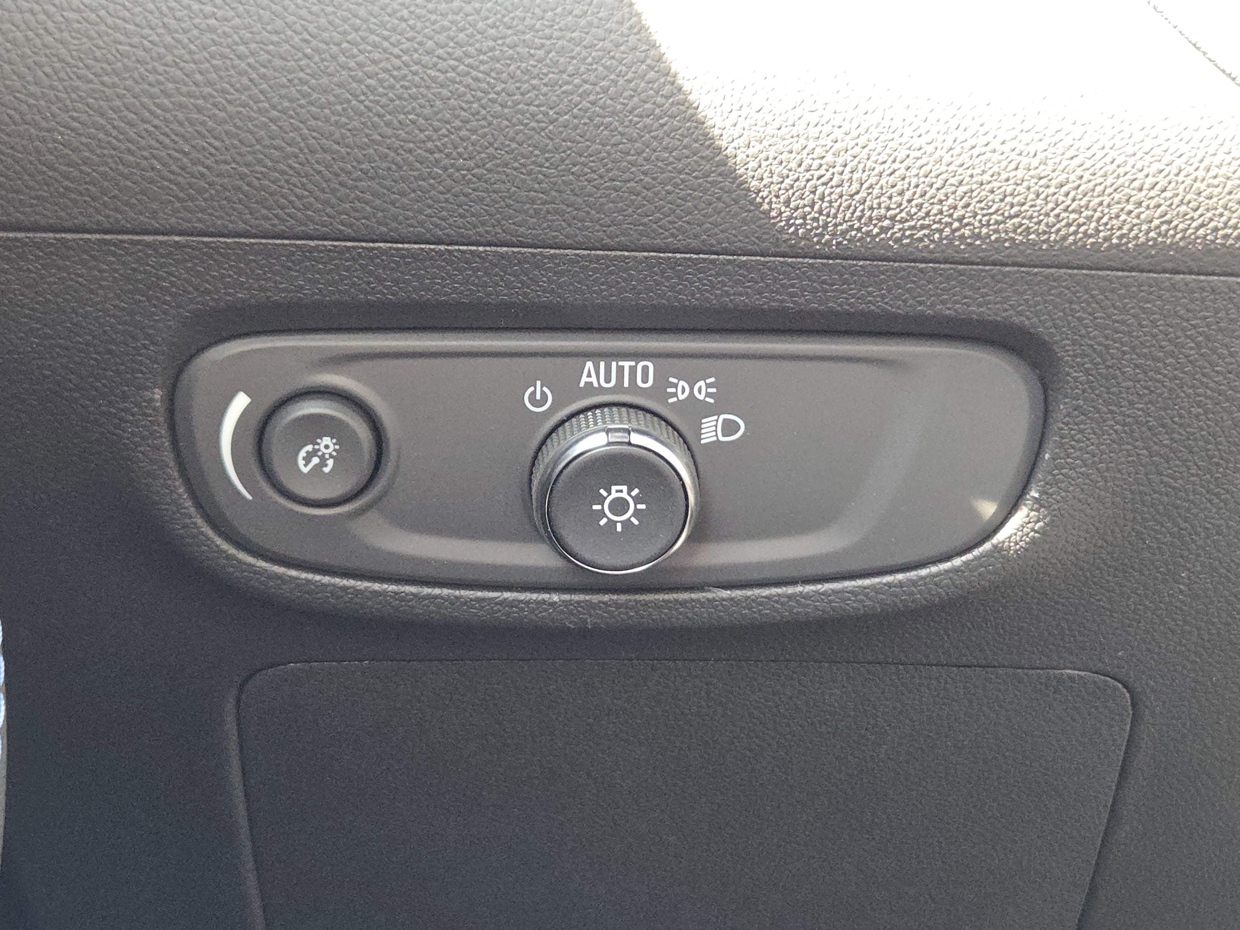 2026 Buick Encore GX Sport Touring - Photo 27