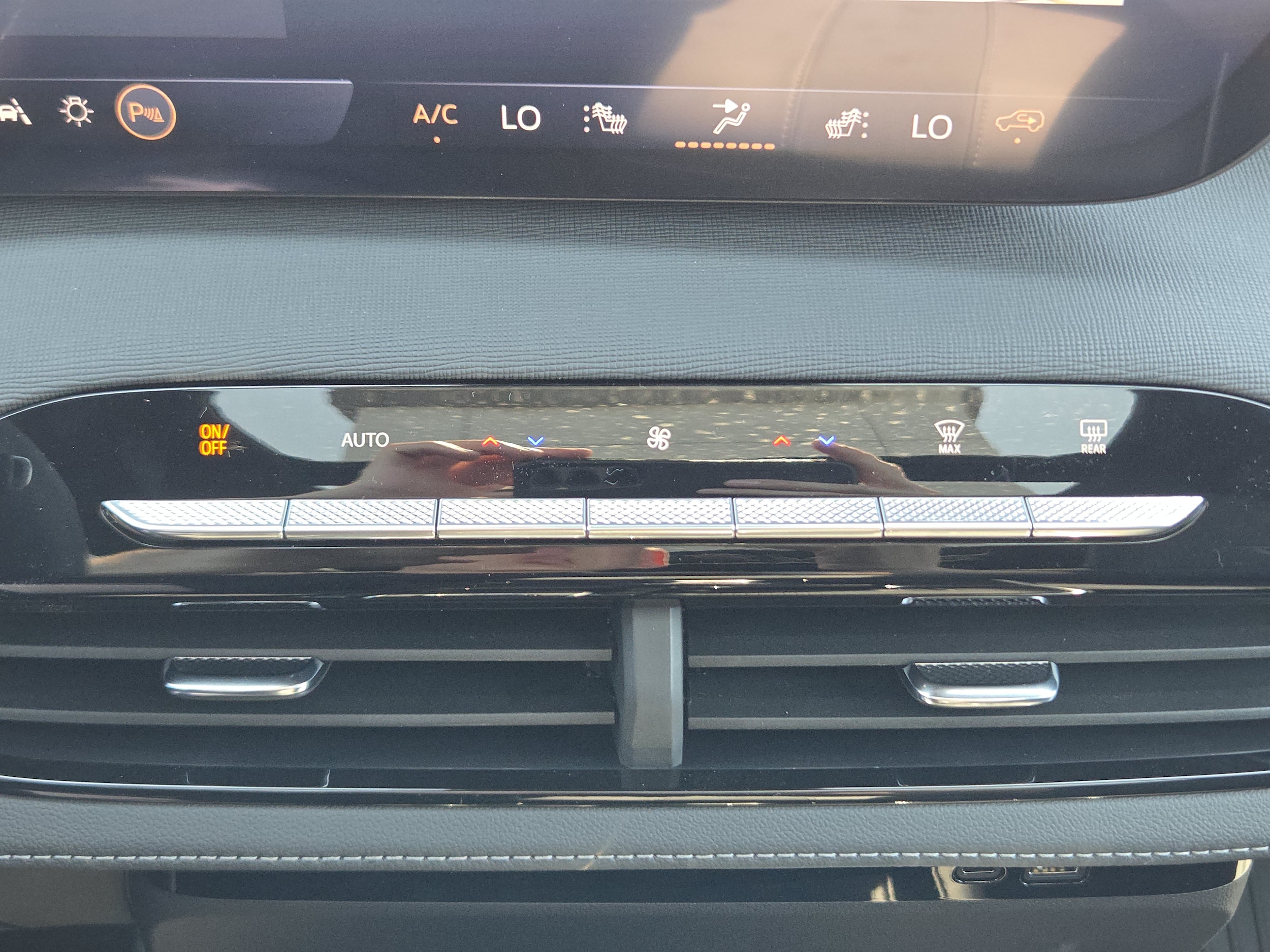 2026 Buick Enclave Sport Touring - Photo 12
