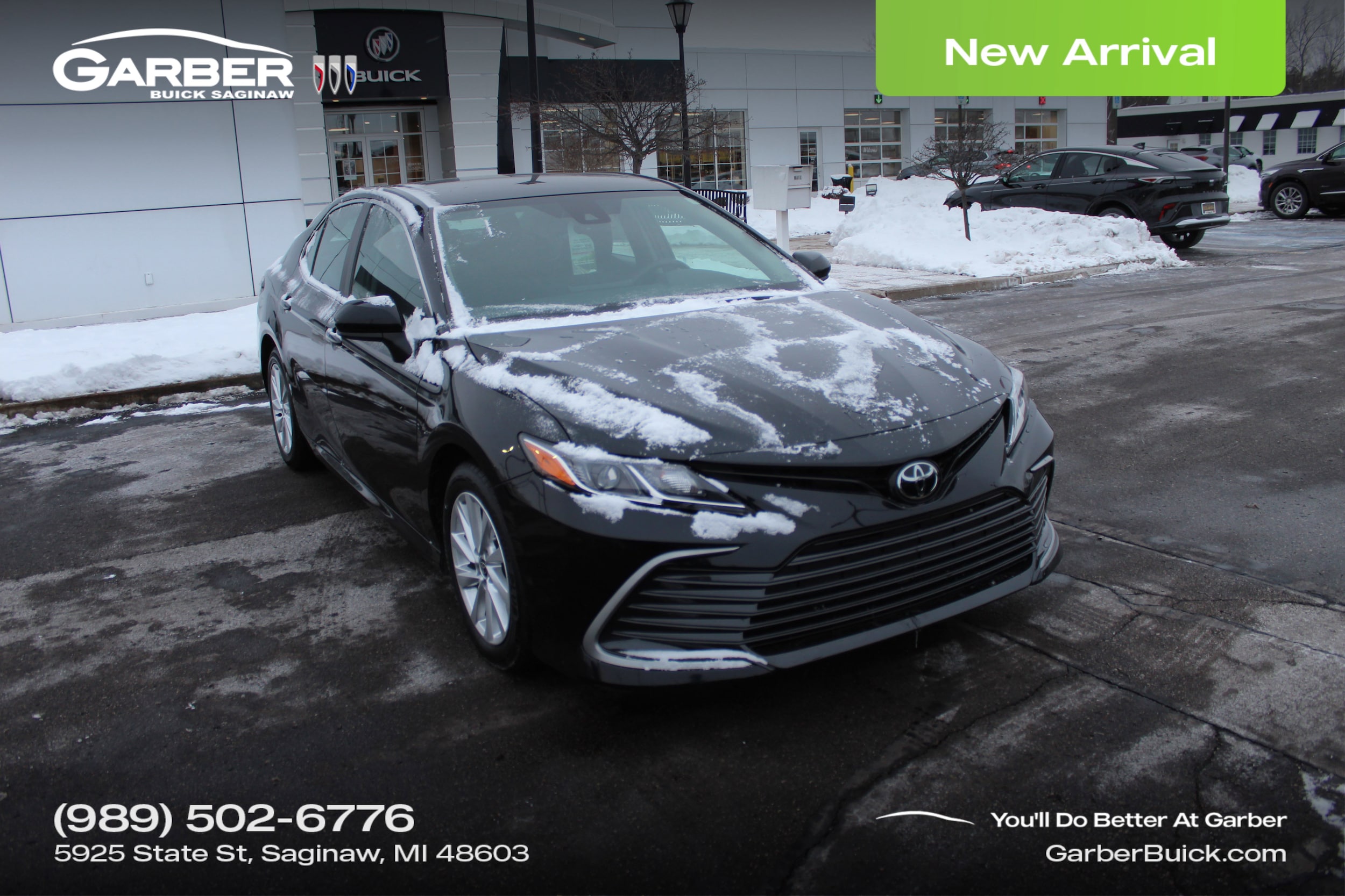 2024 Toyota Camry LE's photo