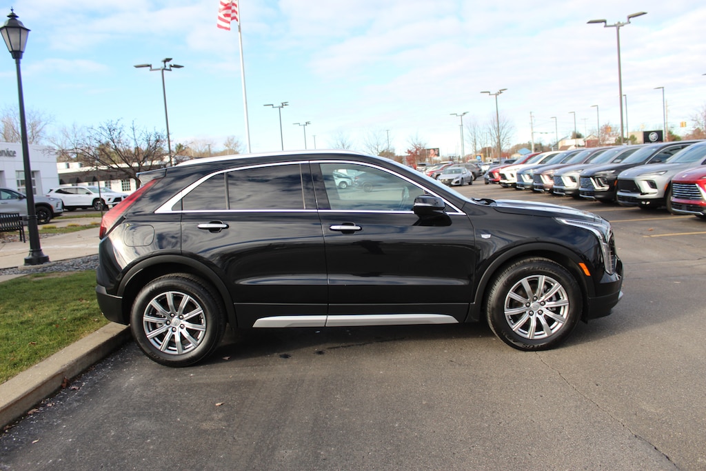 Used 2023 CADILLAC XT4 Premium Luxury SUV