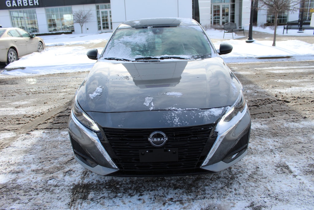 Used 2024 Nissan Altima 2.5 SV Sedan