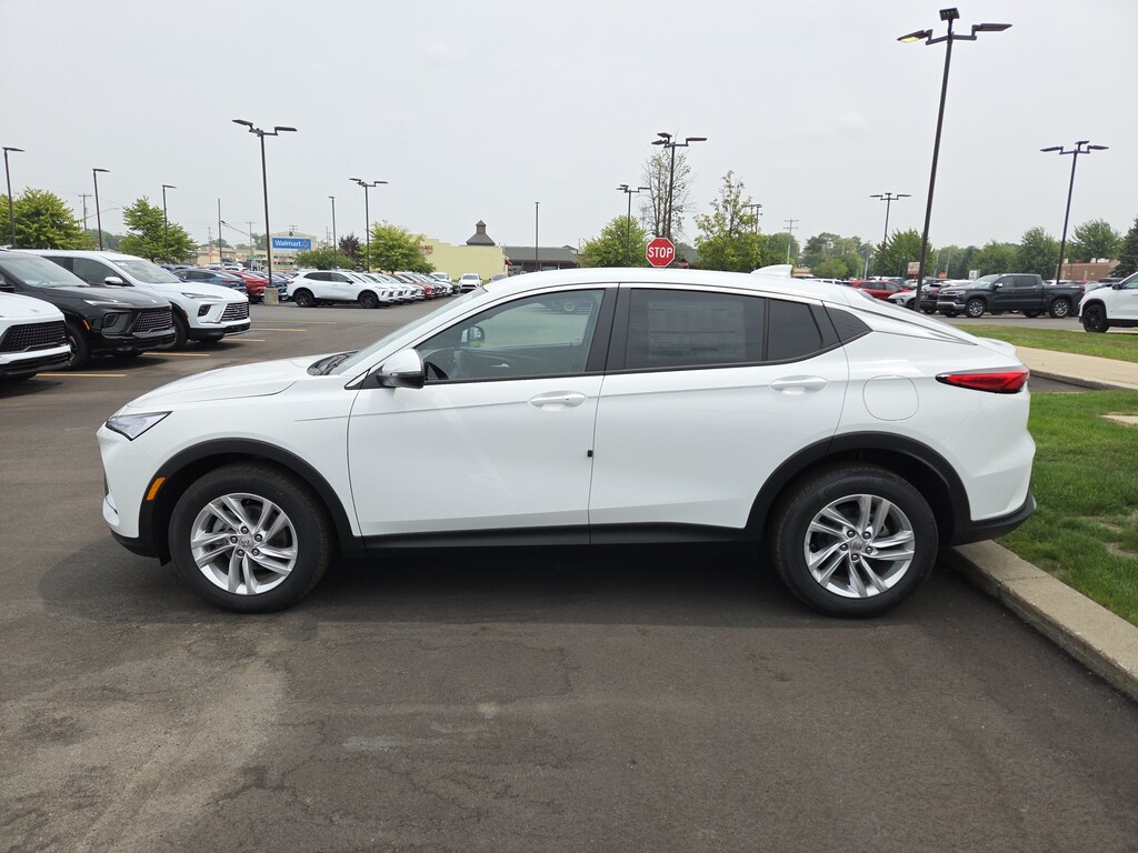 New 2026 Buick Envista Preferred SUV