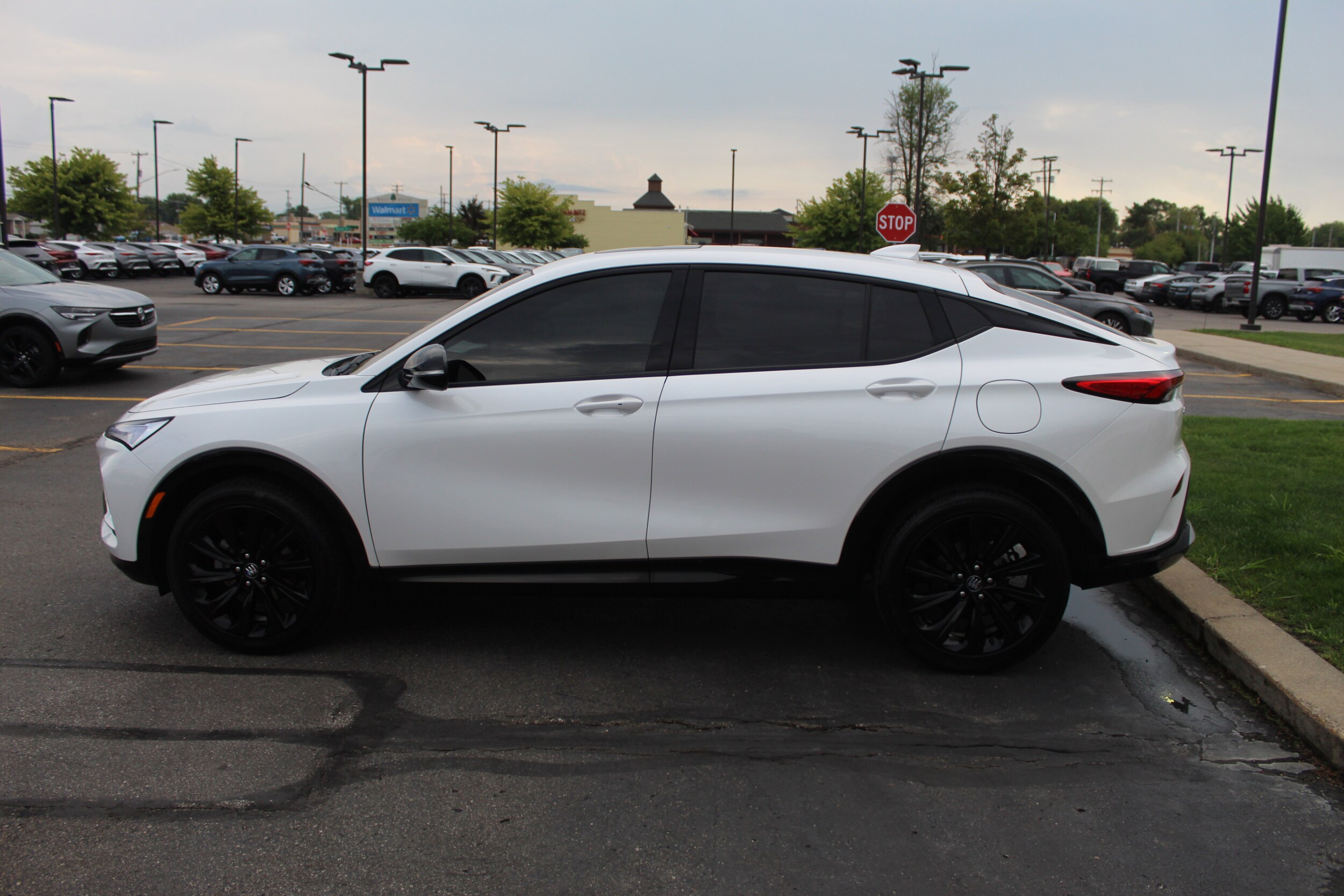 2024 Buick Envista ST photo 4