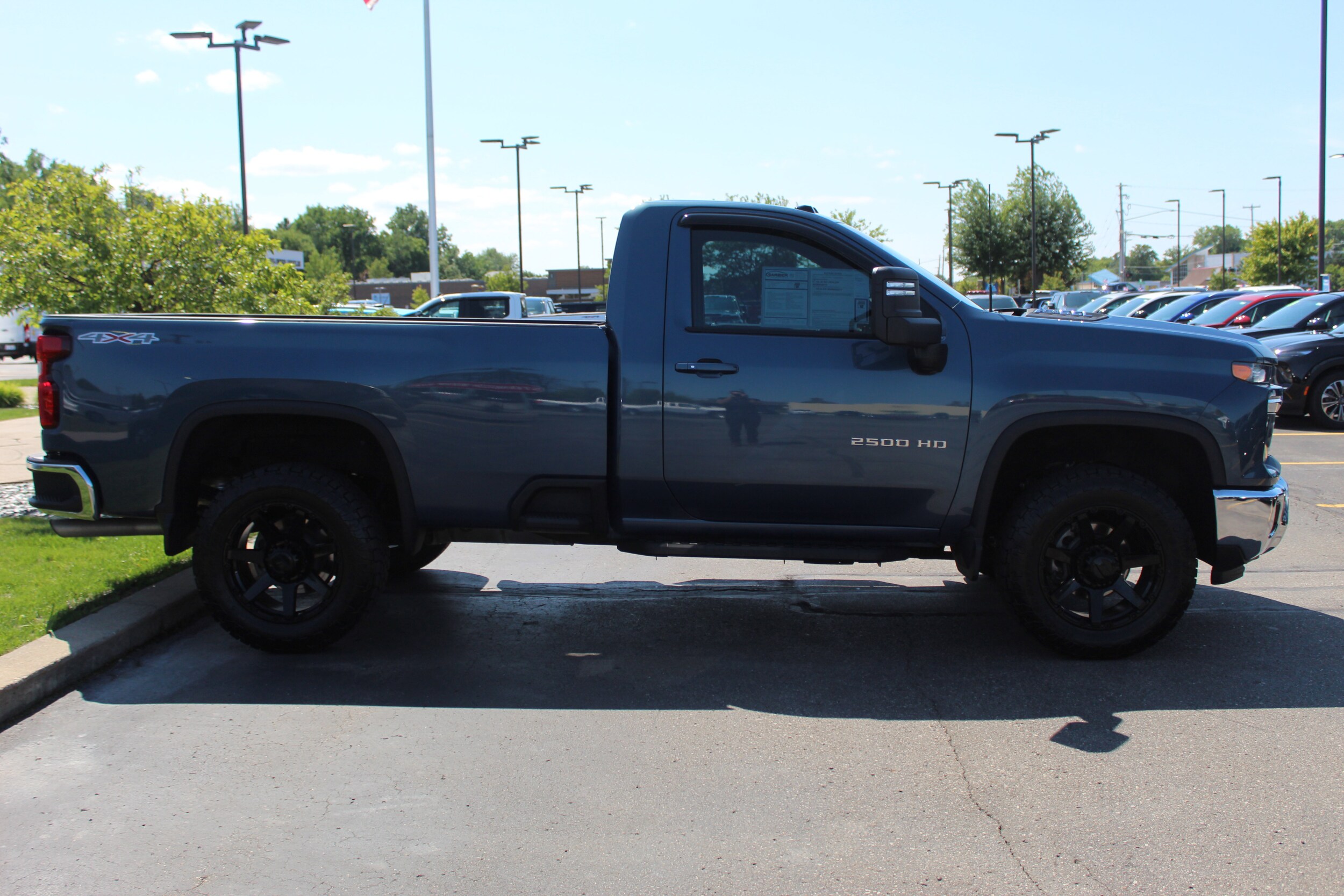 2024 Chevrolet Silverado 2500HD LT photo 3
