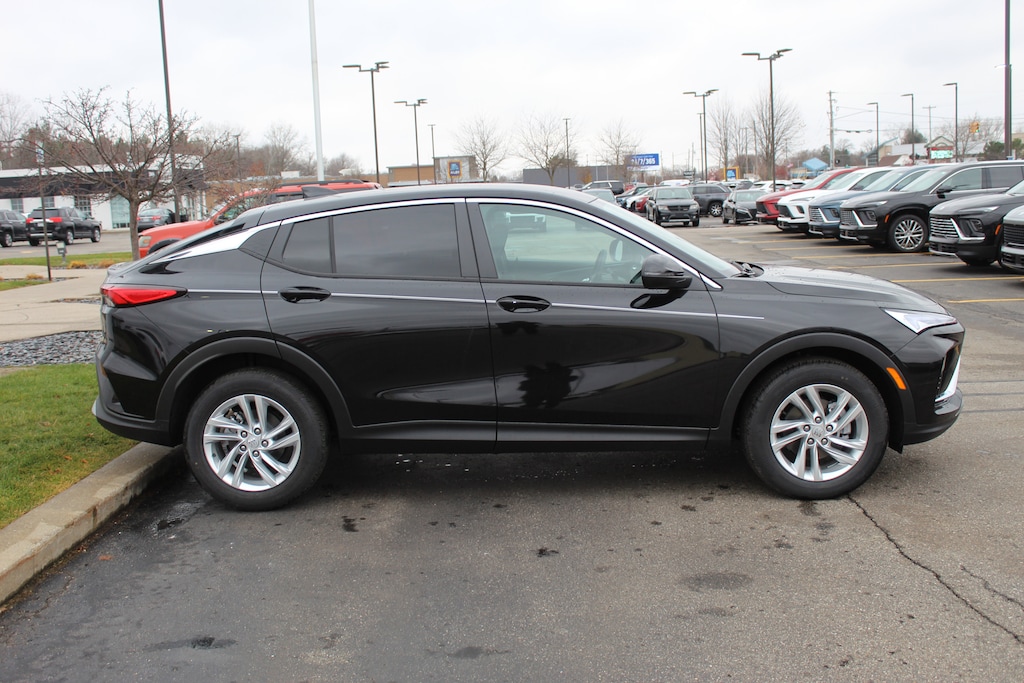 New 2026 Buick Envista Preferred SUV