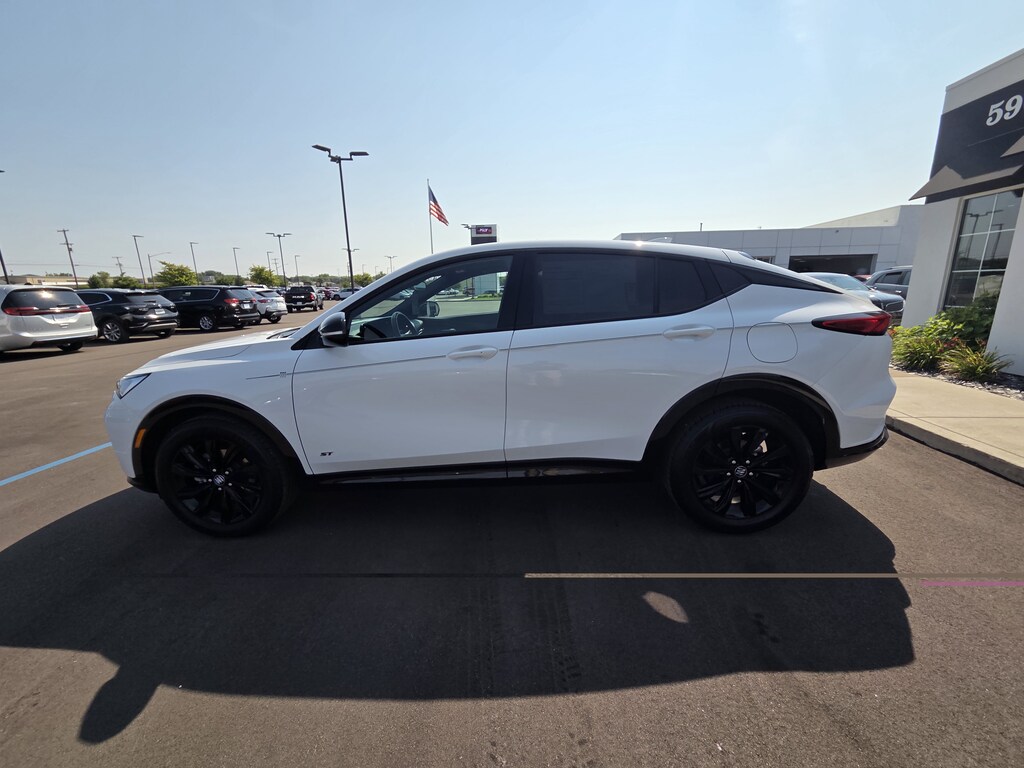 Used 2025 Buick Envista Sport Touring SUV