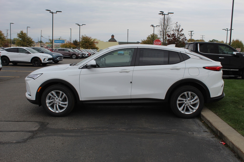 New 2026 Buick Envista Preferred SUV