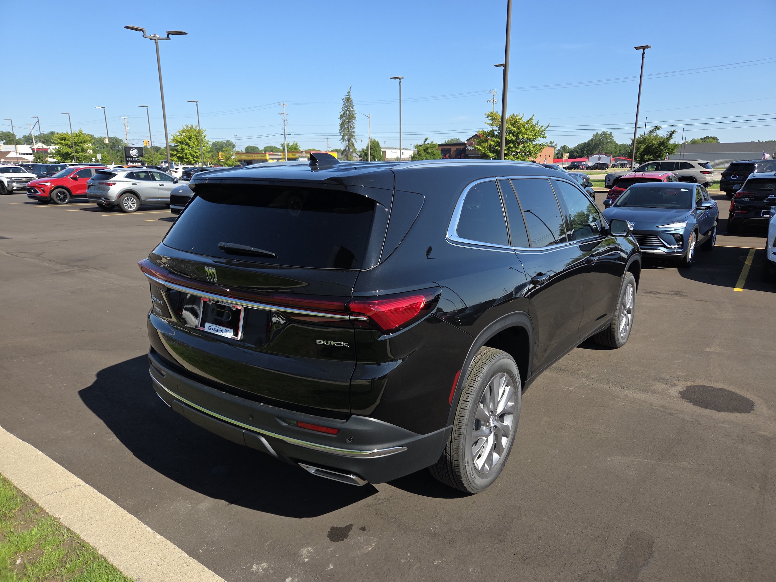 2026 Buick Enclave Preferred - Photo 7