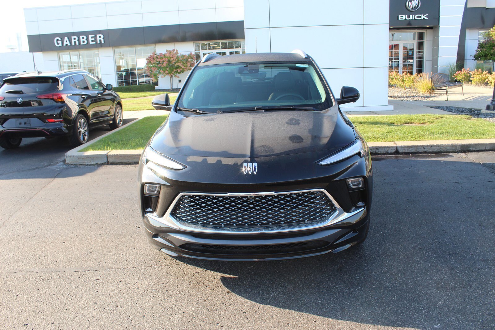 2025 Buick Encore GX Avenir photo 3