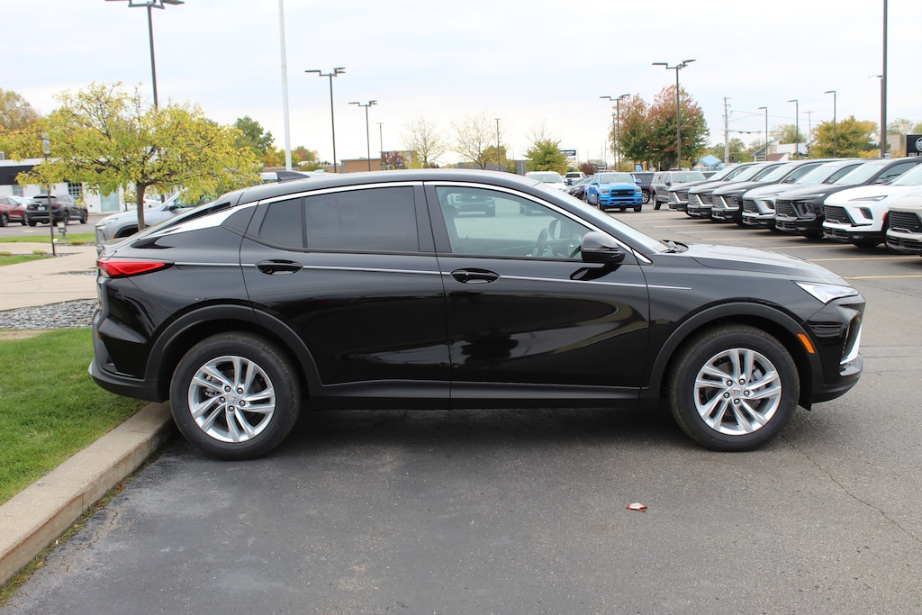 New 2026 Buick Envista Preferred SUV