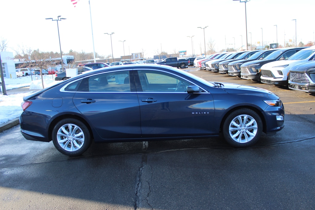 Used 2022 Chevrolet Malibu LT Sedan