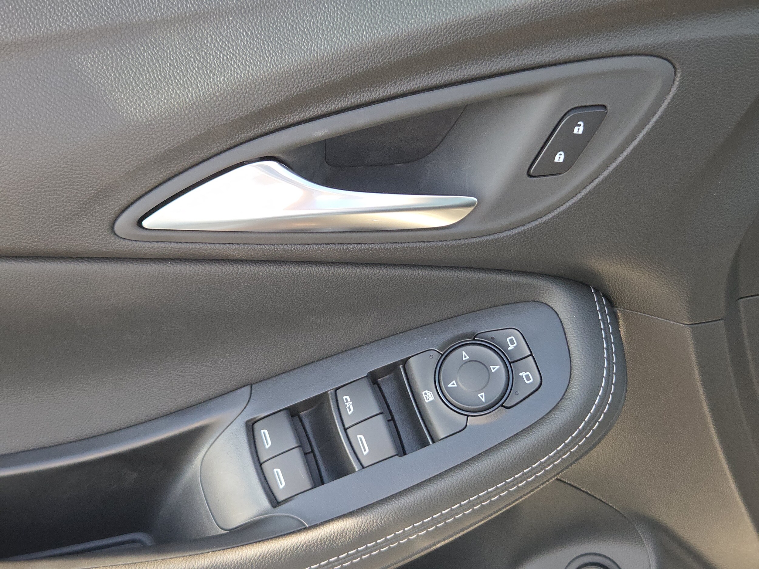 2026 Buick Encore GX Sport Touring - Photo 29