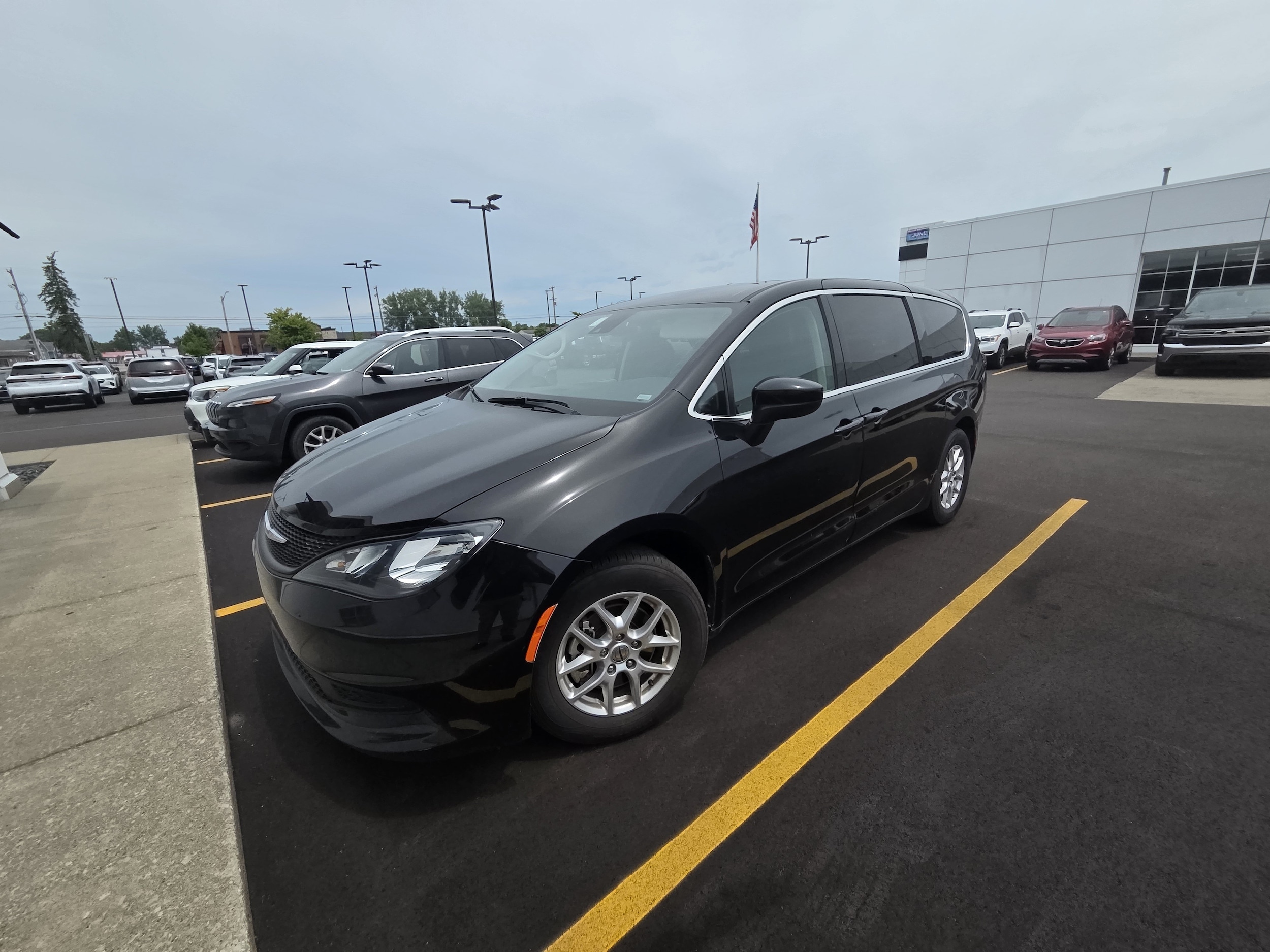 Used 2024 Chrysler Voyager