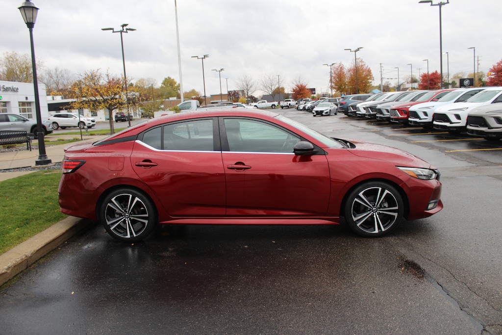 Used 2021 Nissan Sentra SR Xtronic CVT Sedan