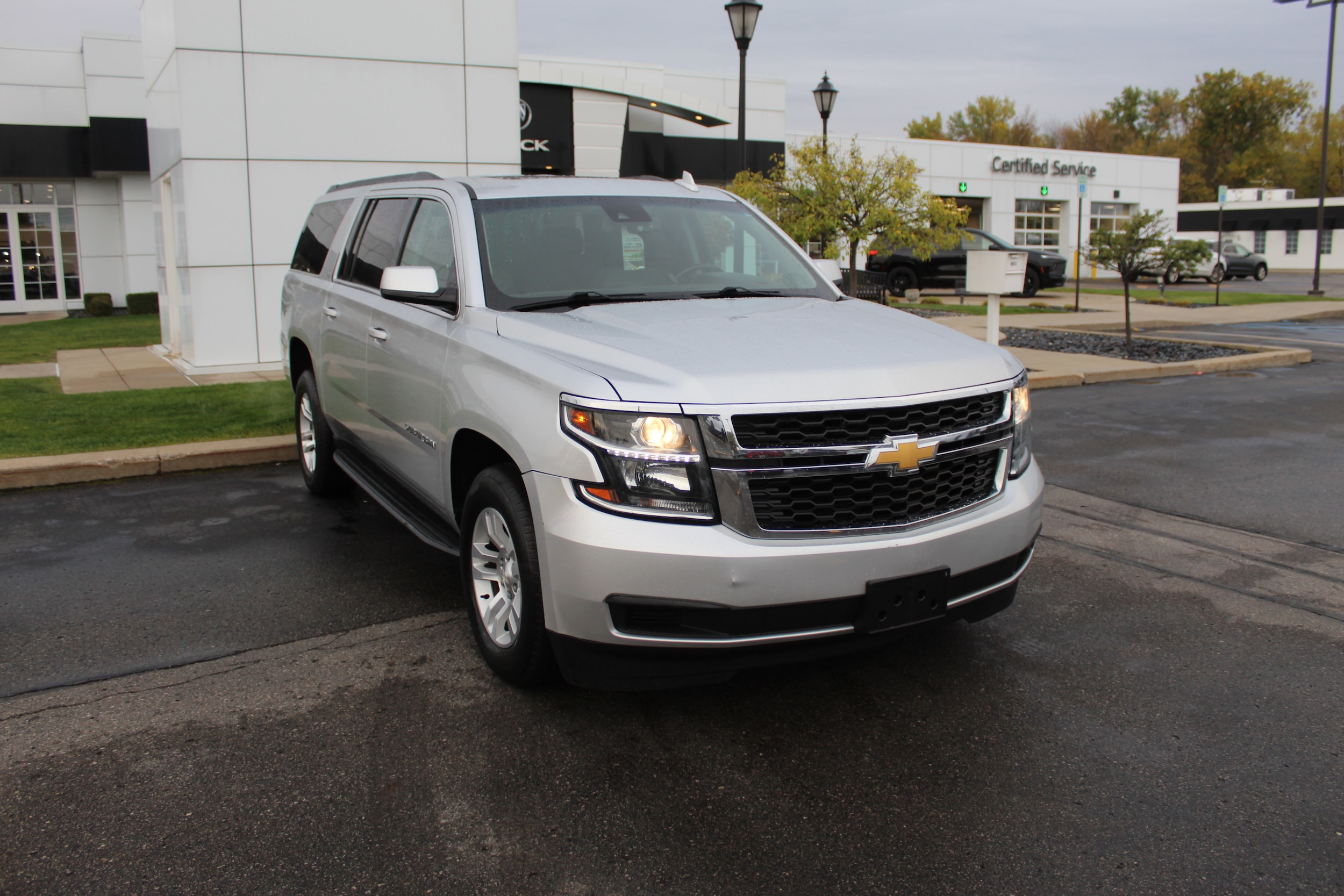 2018 Chevrolet Suburban LT
