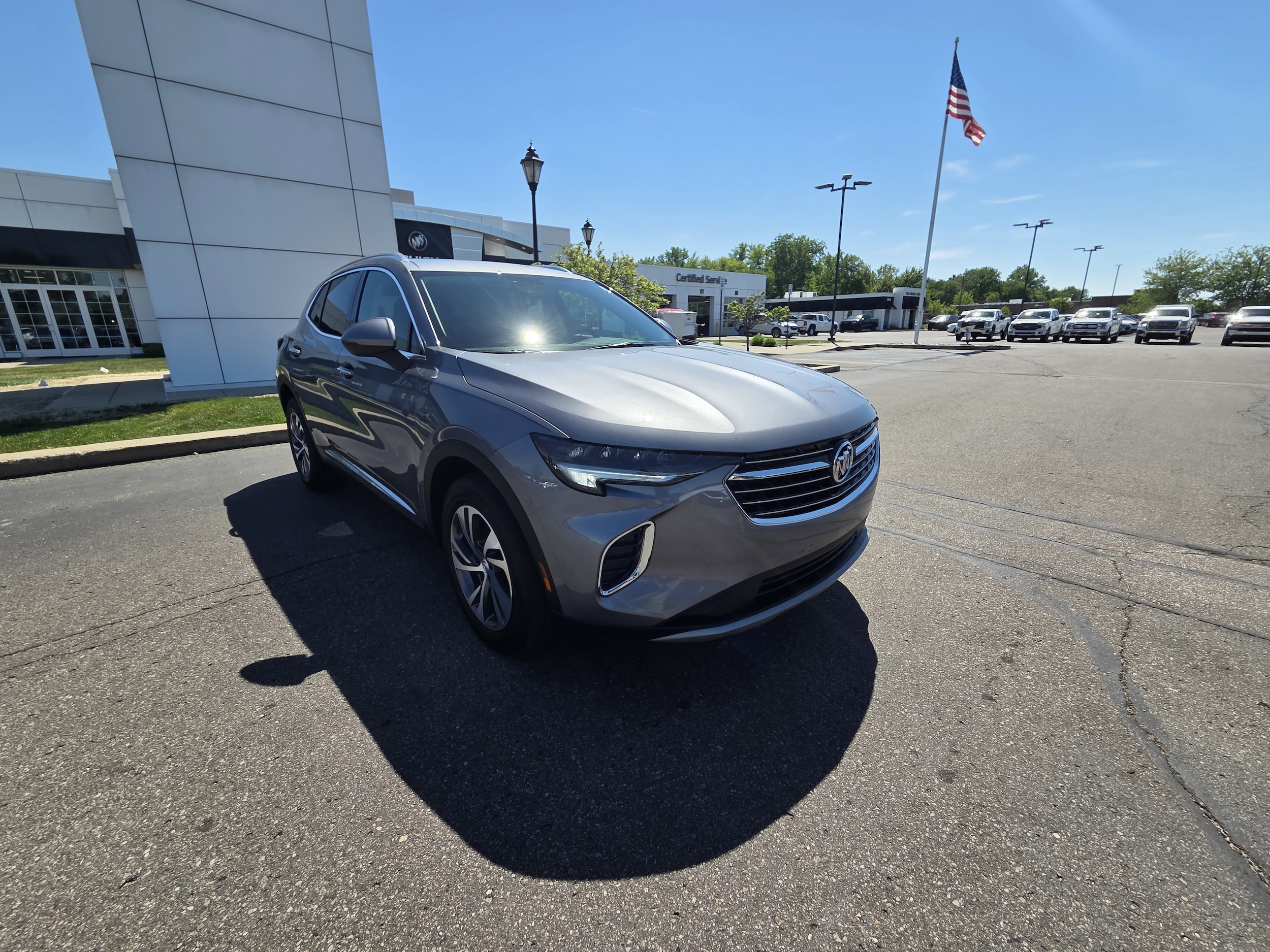 2021 Buick Envision Essence FWD's photo