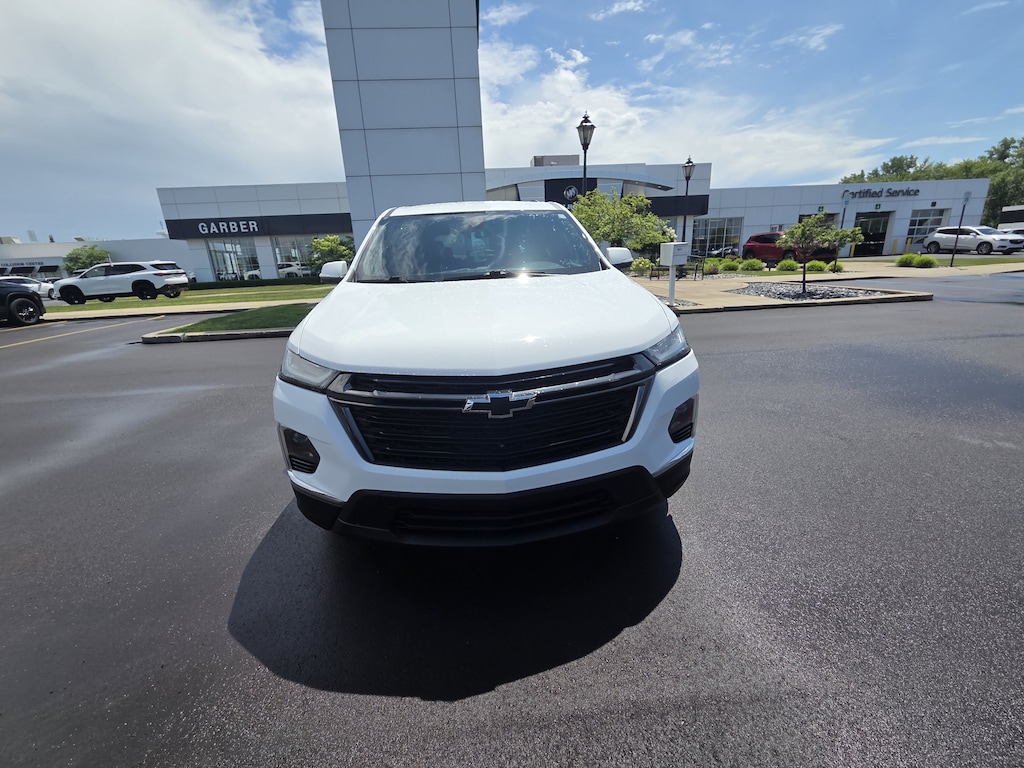 Used 2022 Chevrolet Traverse LT Cloth SUV
