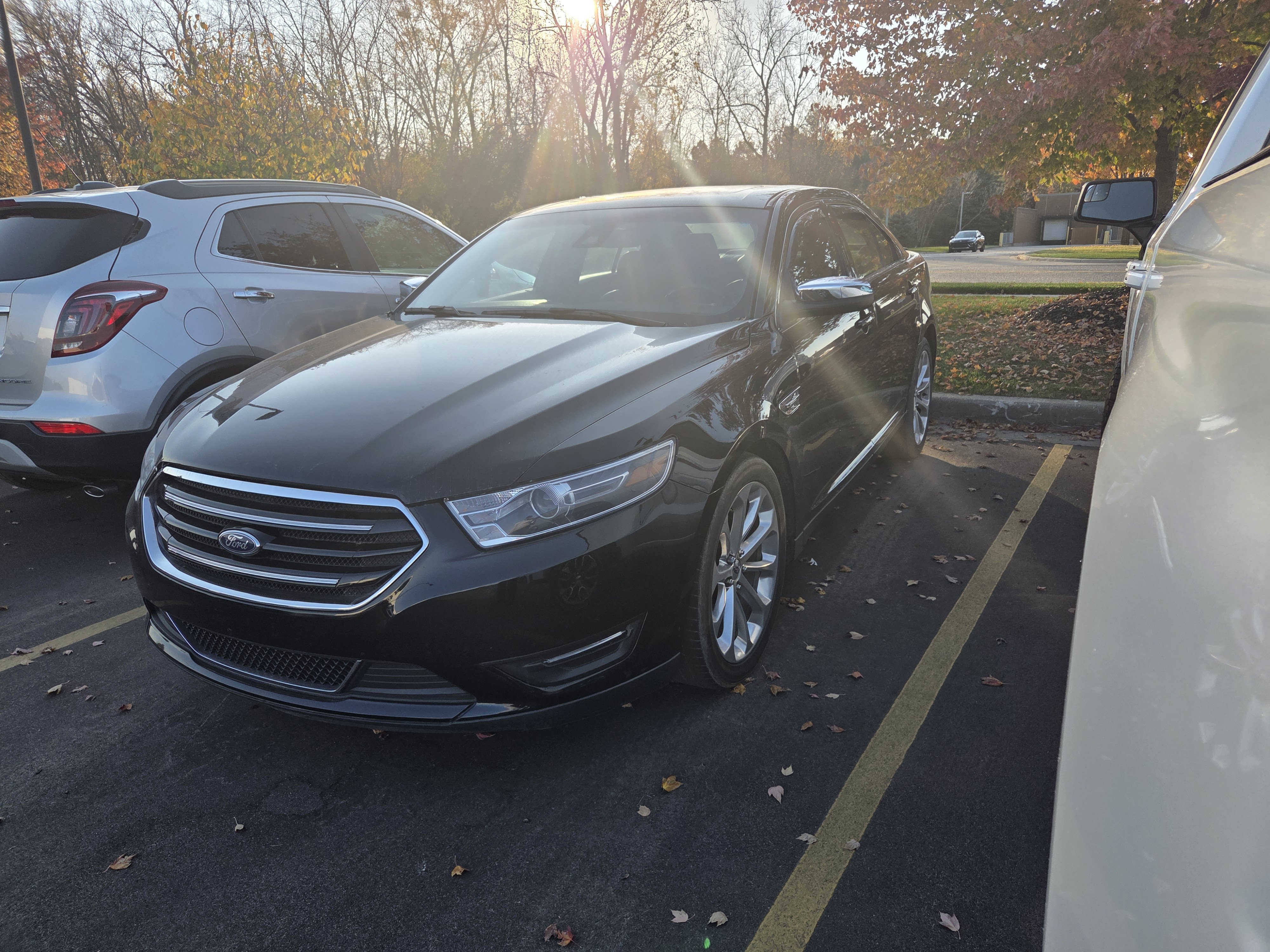 Used 2018 Ford Taurus Limited Sedan