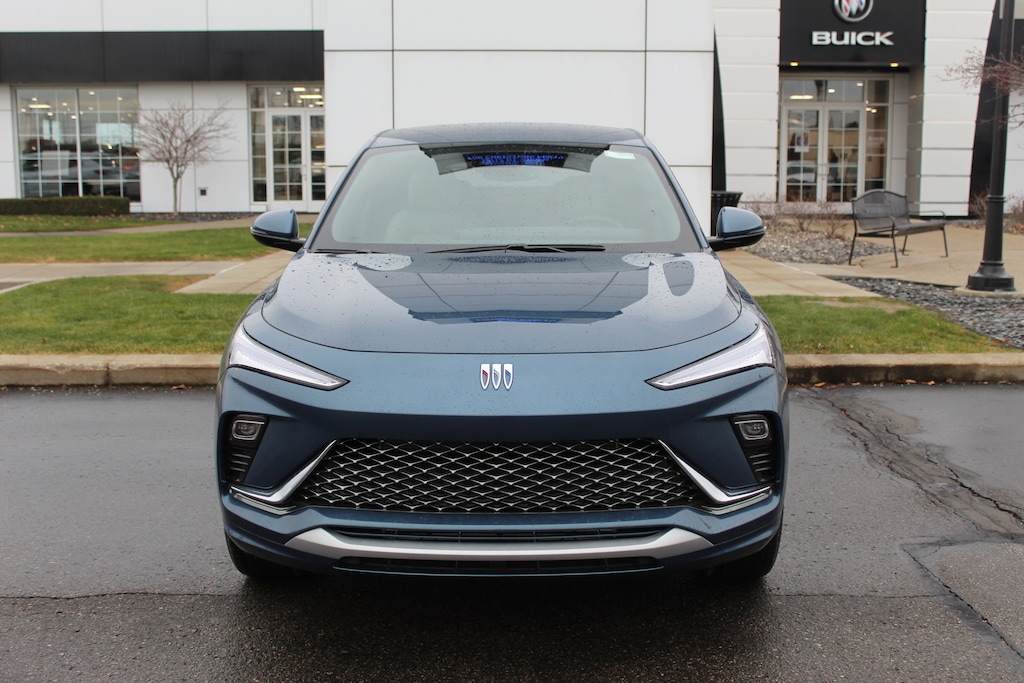 New 2026 Buick Envista Avenir SUV