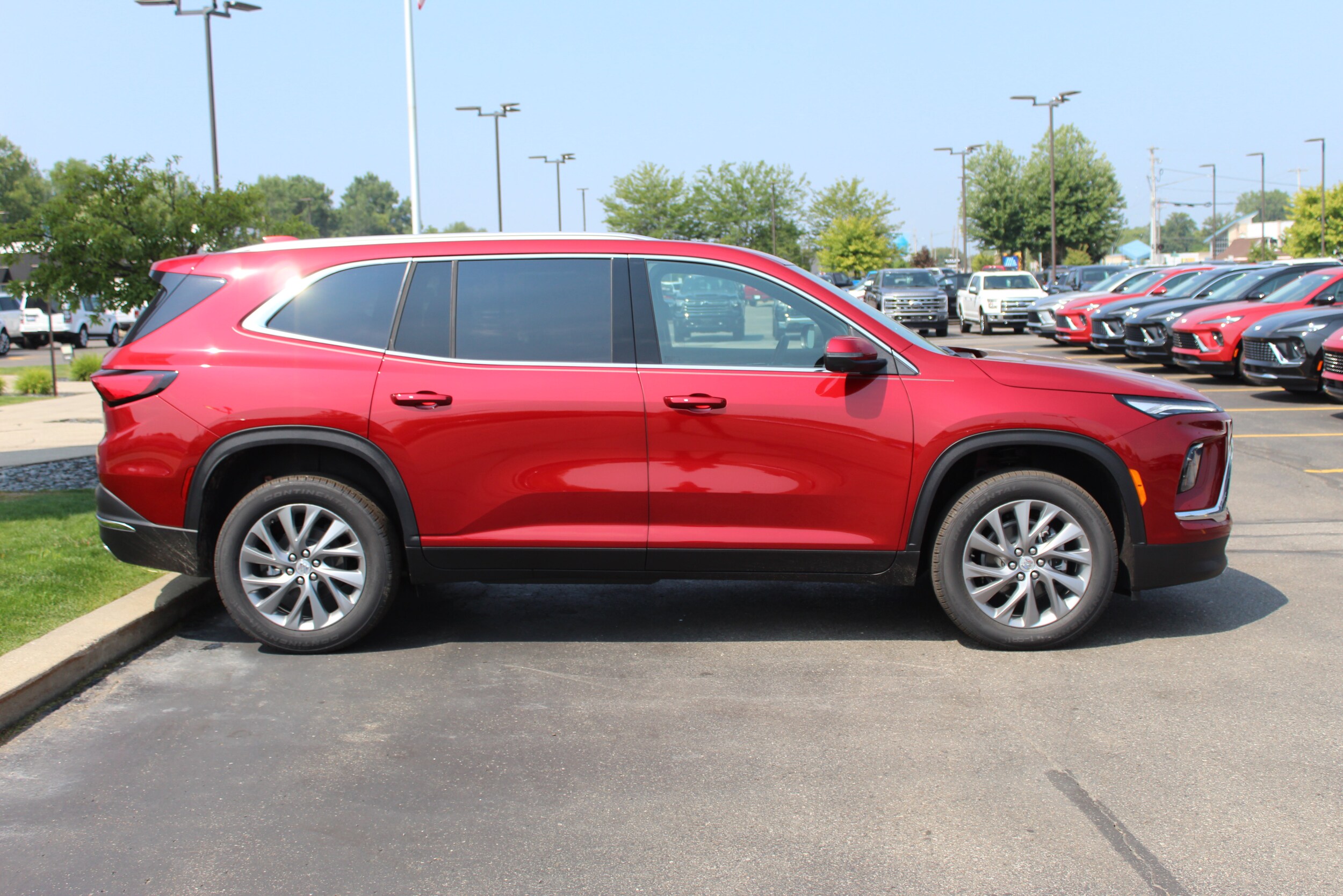 2026 Buick Enclave Preferred photo 3
