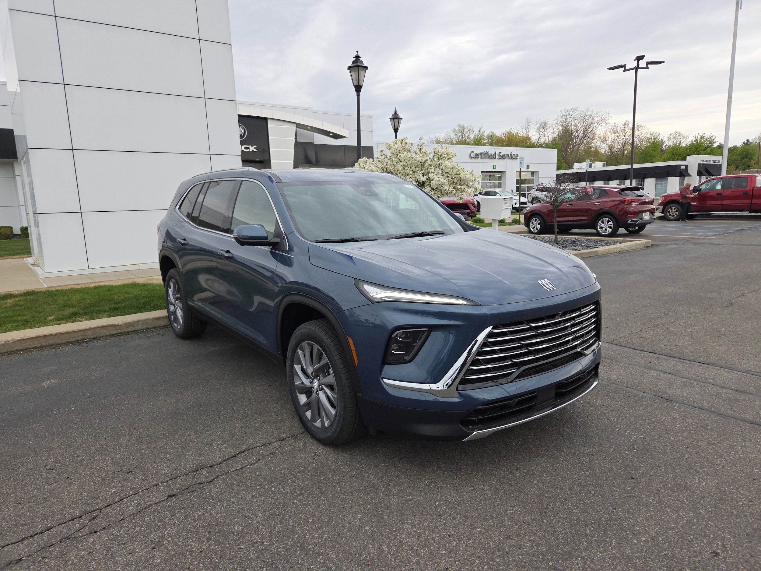 2026 Buick Enclave Preferred's photo