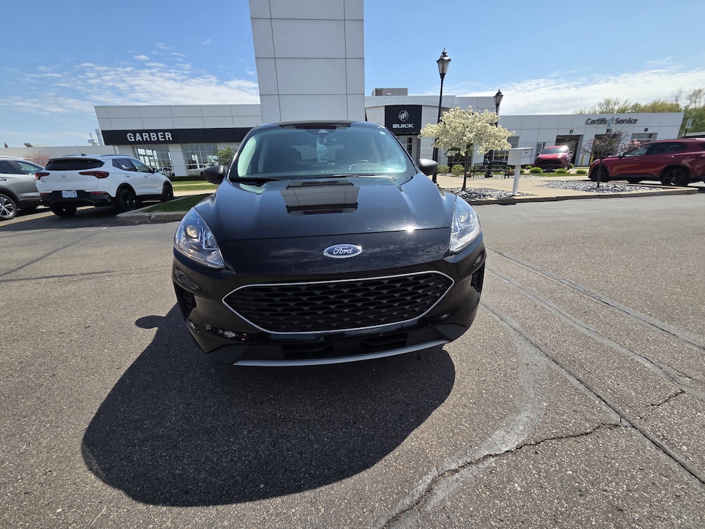 Used 2022 Ford Escape SE SUV
