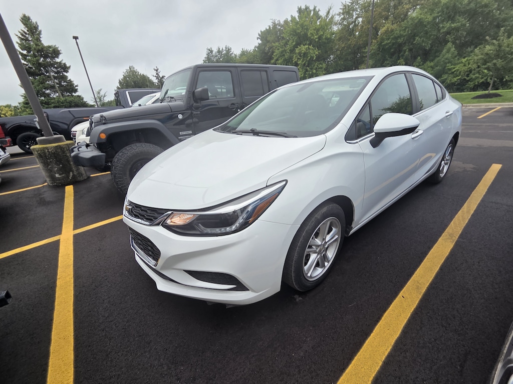 Used 2018 Chevrolet Cruze LT Sedan