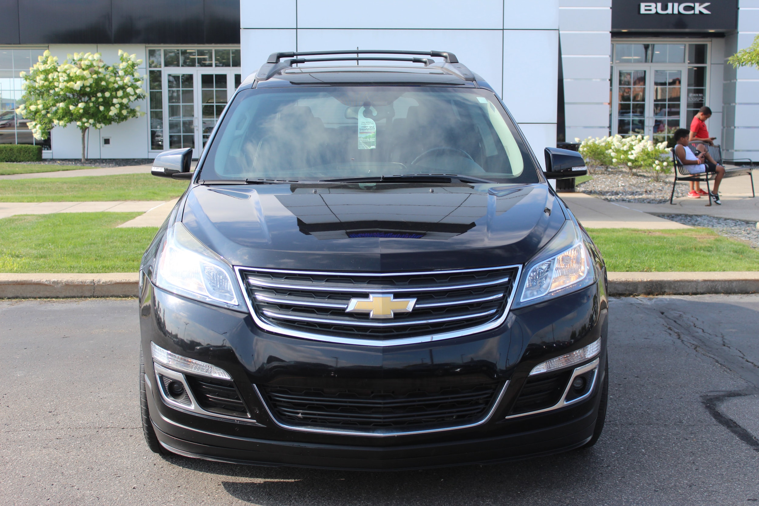 Used 2016 Chevrolet Traverse 2LT with VIN 1GNKVHKD9GJ278786 for sale in Saginaw, MI