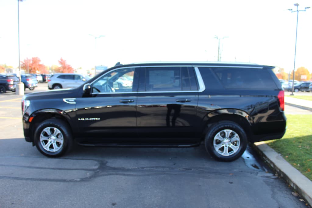 Used 2024 GMC Yukon XL SLE SUV