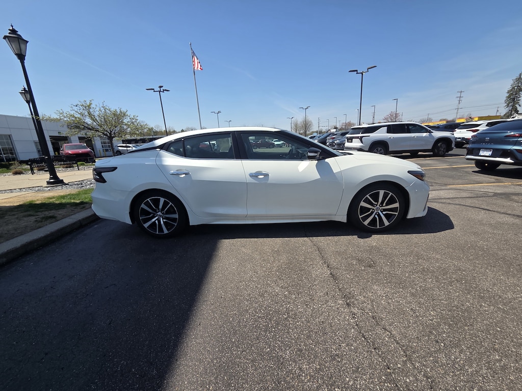 Used 2023 Nissan Maxima SL