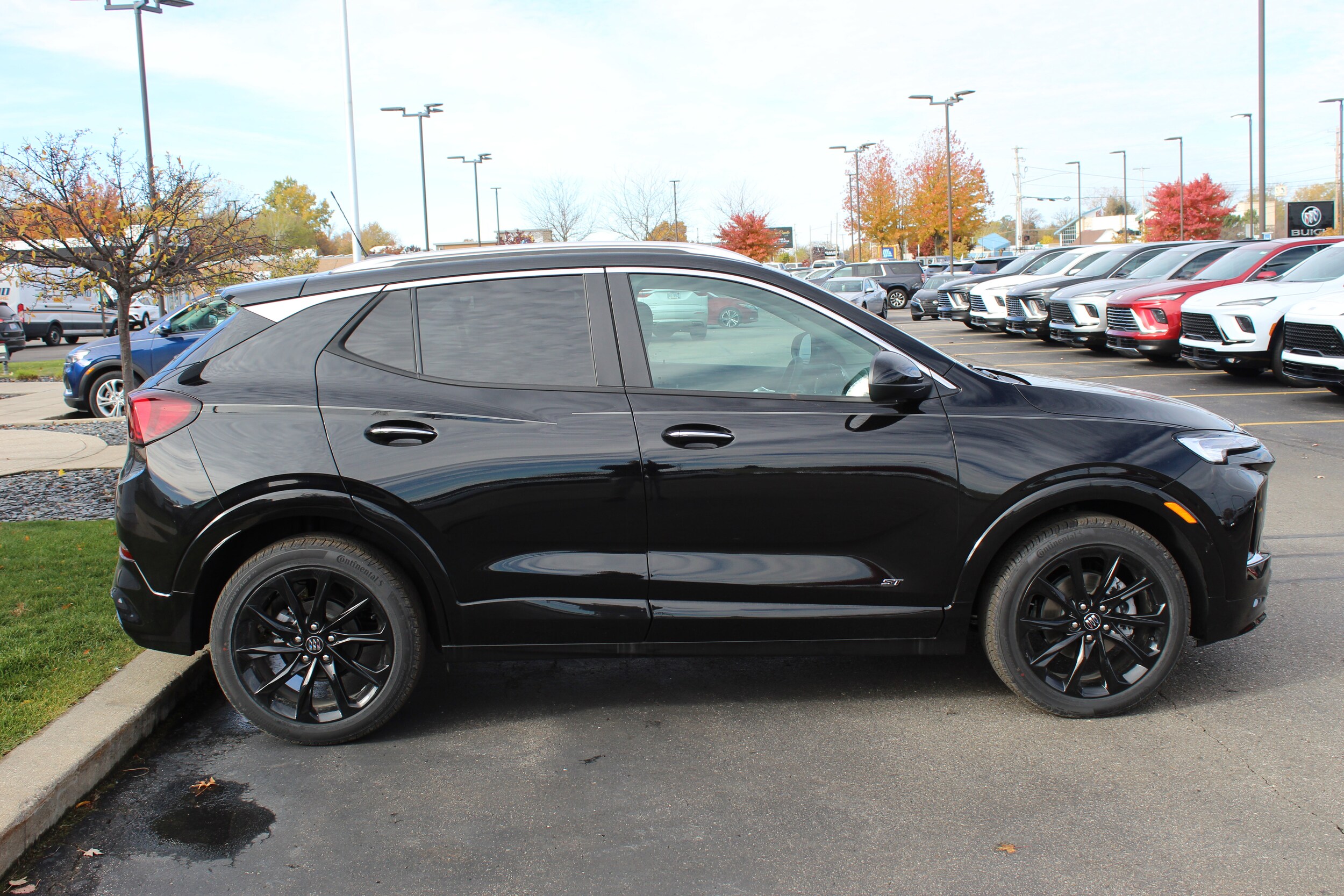 2026 Buick Encore GX Sport Touring photo 2