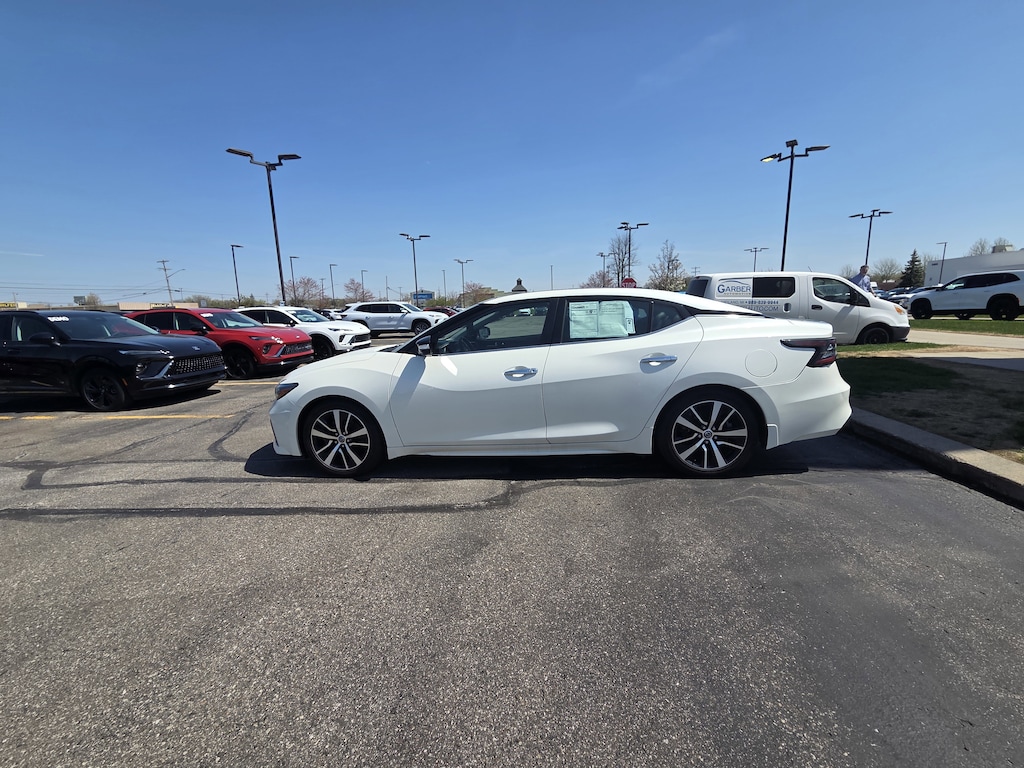 Used 2023 Nissan Maxima SL