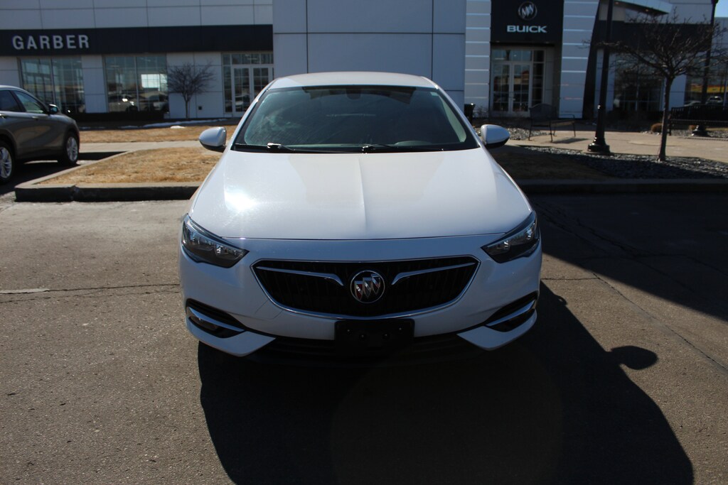 Used 2018 Buick Regal Sportback Essence Hatchback