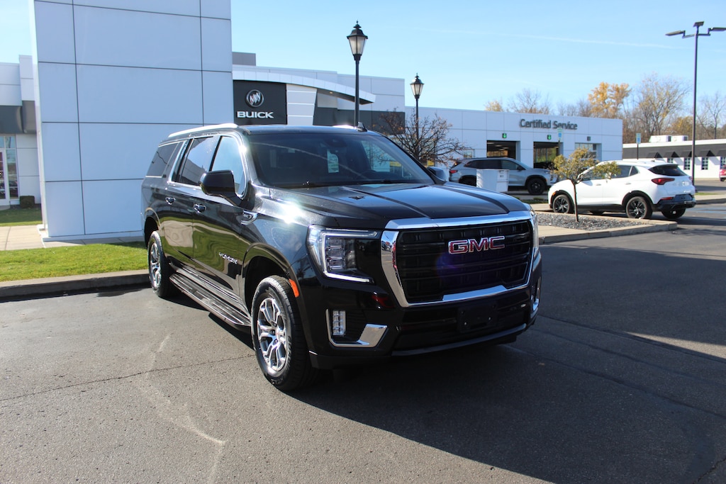 Used 2024 GMC Yukon XL SLE SUV