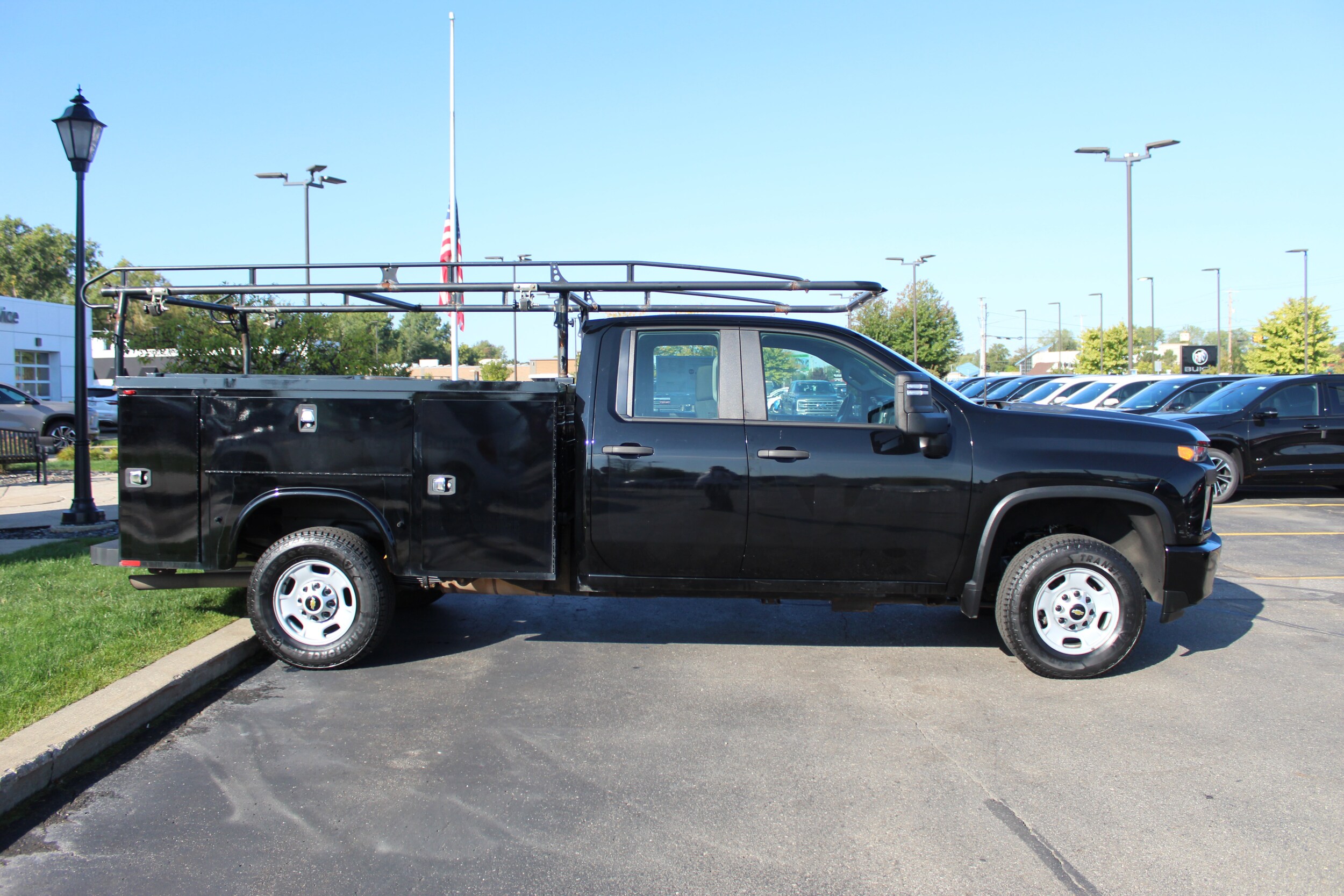2020 Chevrolet Silverado 2500HD photo 2