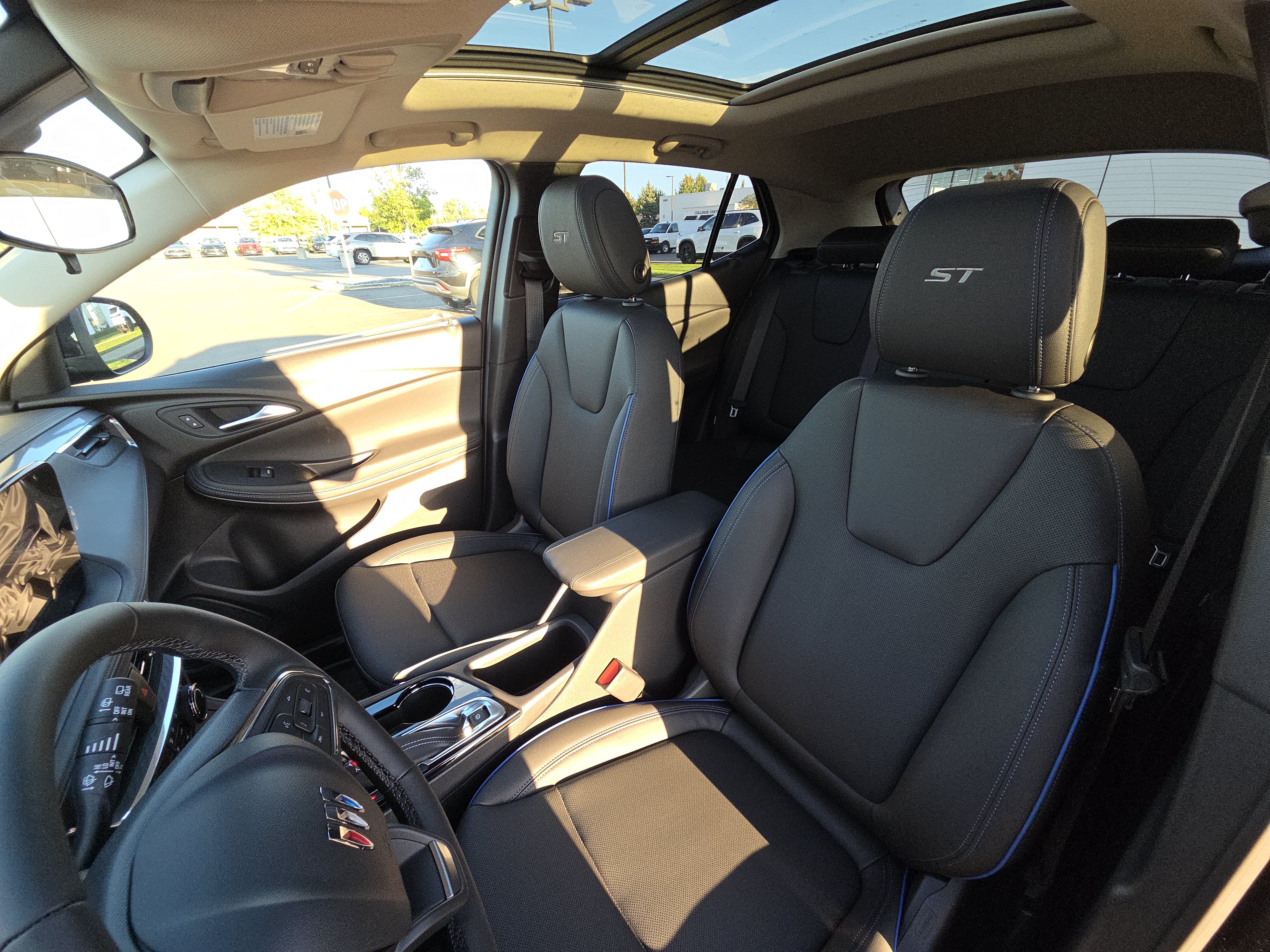 2026 Buick Encore GX Sport Touring - Photo 29