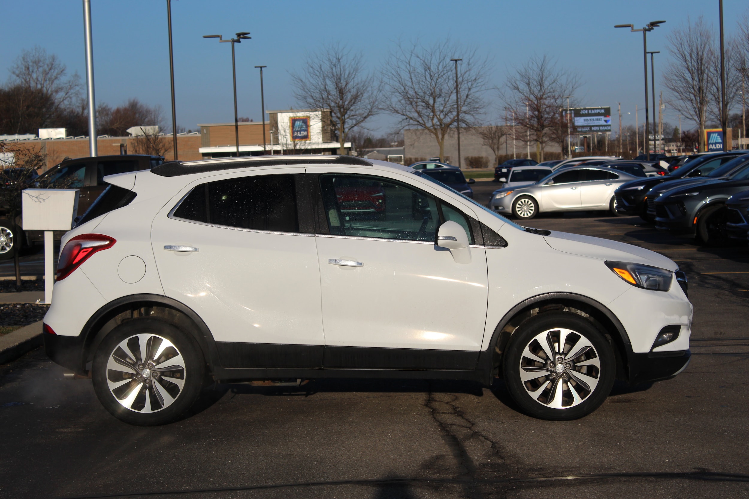 Used 2018 Buick Encore Preferred II with VIN KL4CJFSB0JB563657 for sale in Saginaw, MI