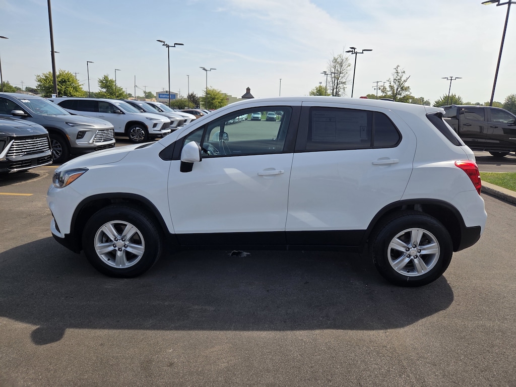Used 2022 Chevrolet Trax LS SUV