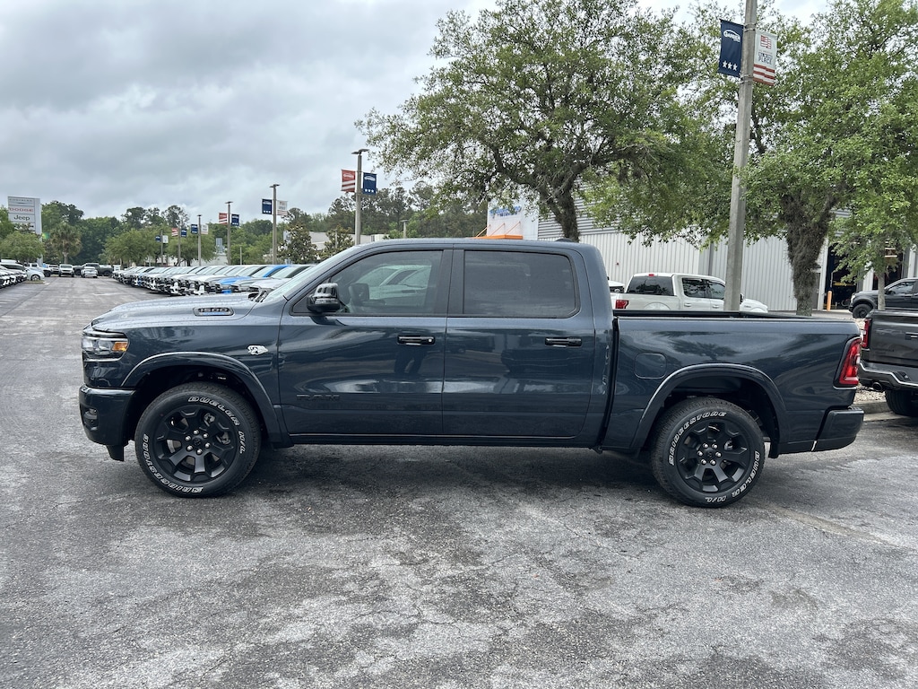 New 2026 Ram 1500 BIG HORN CREW CAB 4X4 5'7 BOX Pickup