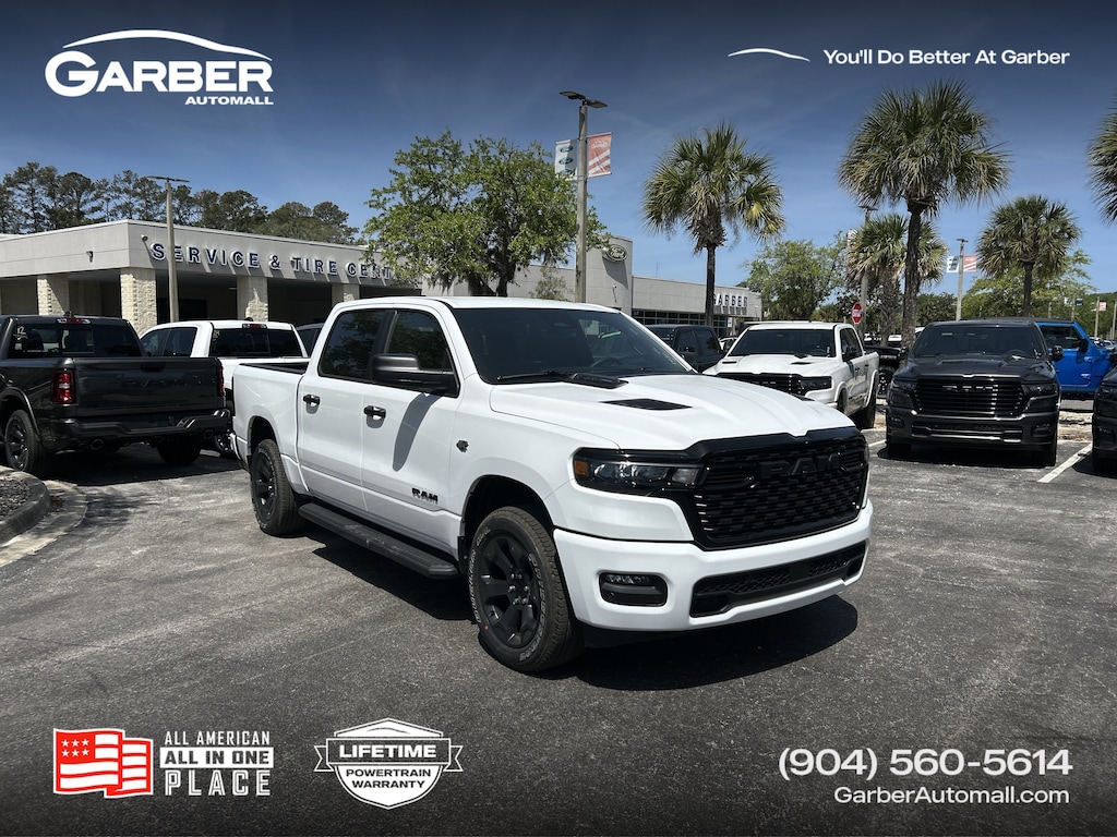 New 2026 Ram 1500 EXPRESS CREW CAB 4X4 5'7 BOX Pickup