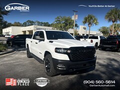 2026 Ram 1500 WARLOCK CREW CAB 4X4 5'7 BOX Pickup