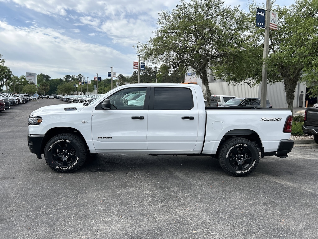 New 2026 Ram 1500 WARLOCK CREW CAB 4X4 5'7 BOX Pickup