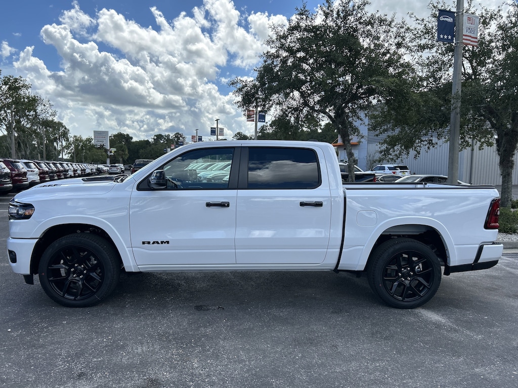 New 2026 Ram 1500 LARAMIE CREW CAB 4X4 5'7 BOX Pickup