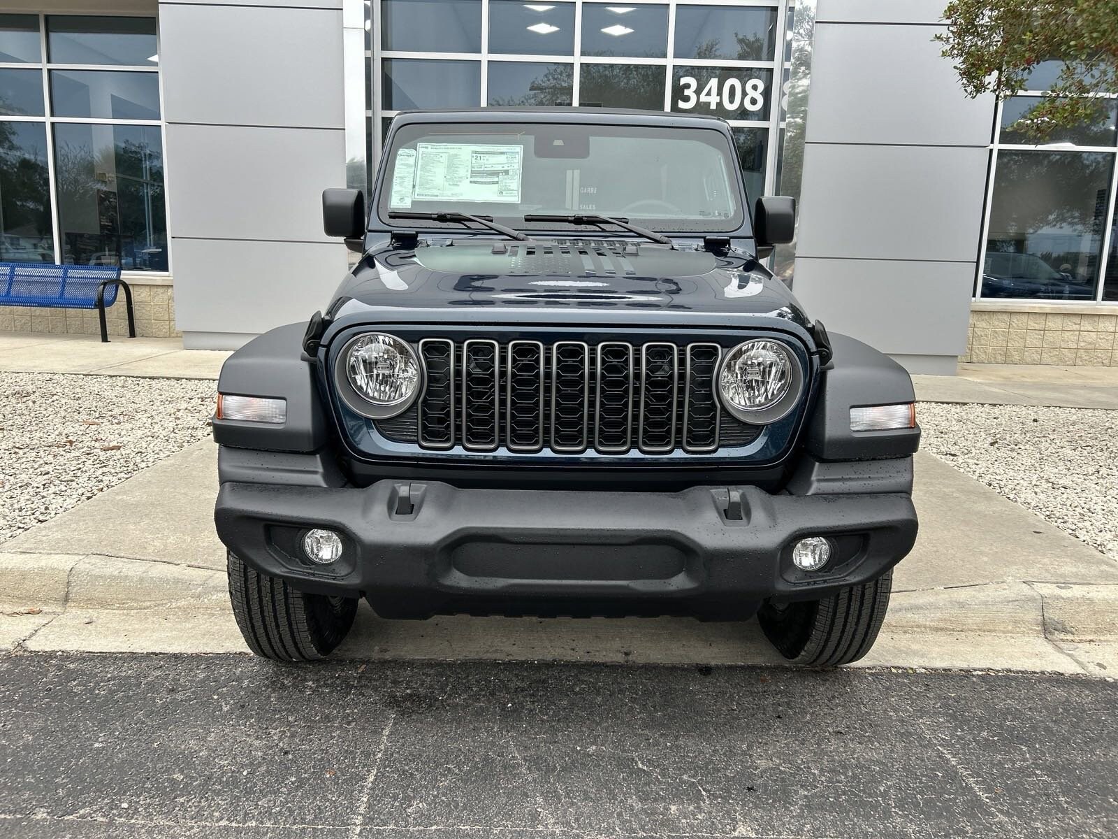 2025 Jeep Wrangler Sport S photo 4