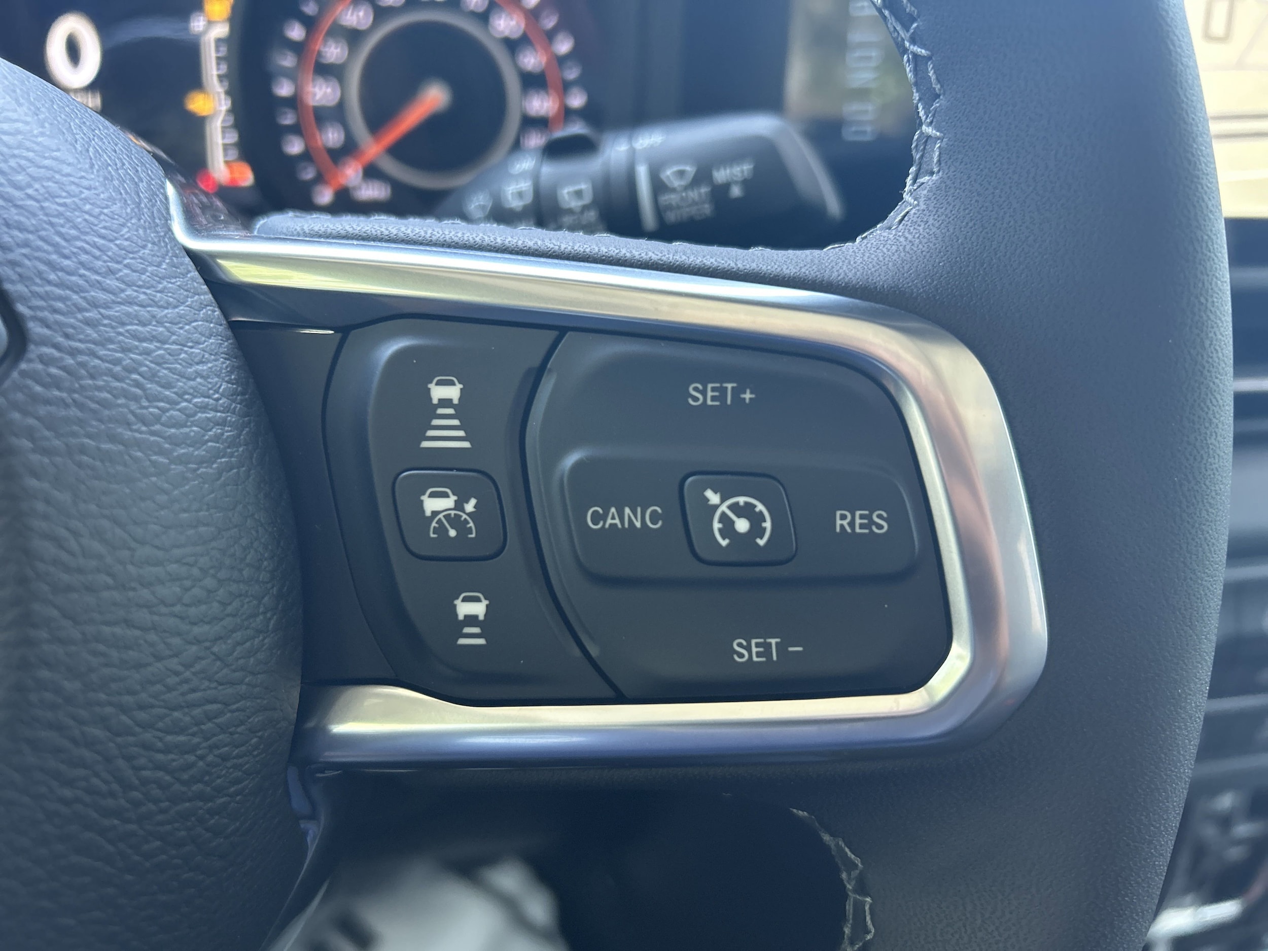 2025 Jeep Wrangler 4-Door Sahara - Photo 15