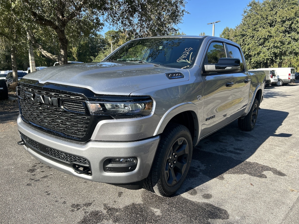 New 2026 Ram 1500 BIG HORN CREW CAB 4X4 5'7 BOX Pickup