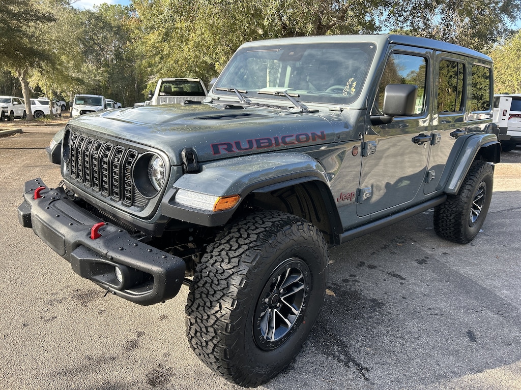 New 2025 Jeep Wrangler 4-DOOR RUBICON X Sport Utility