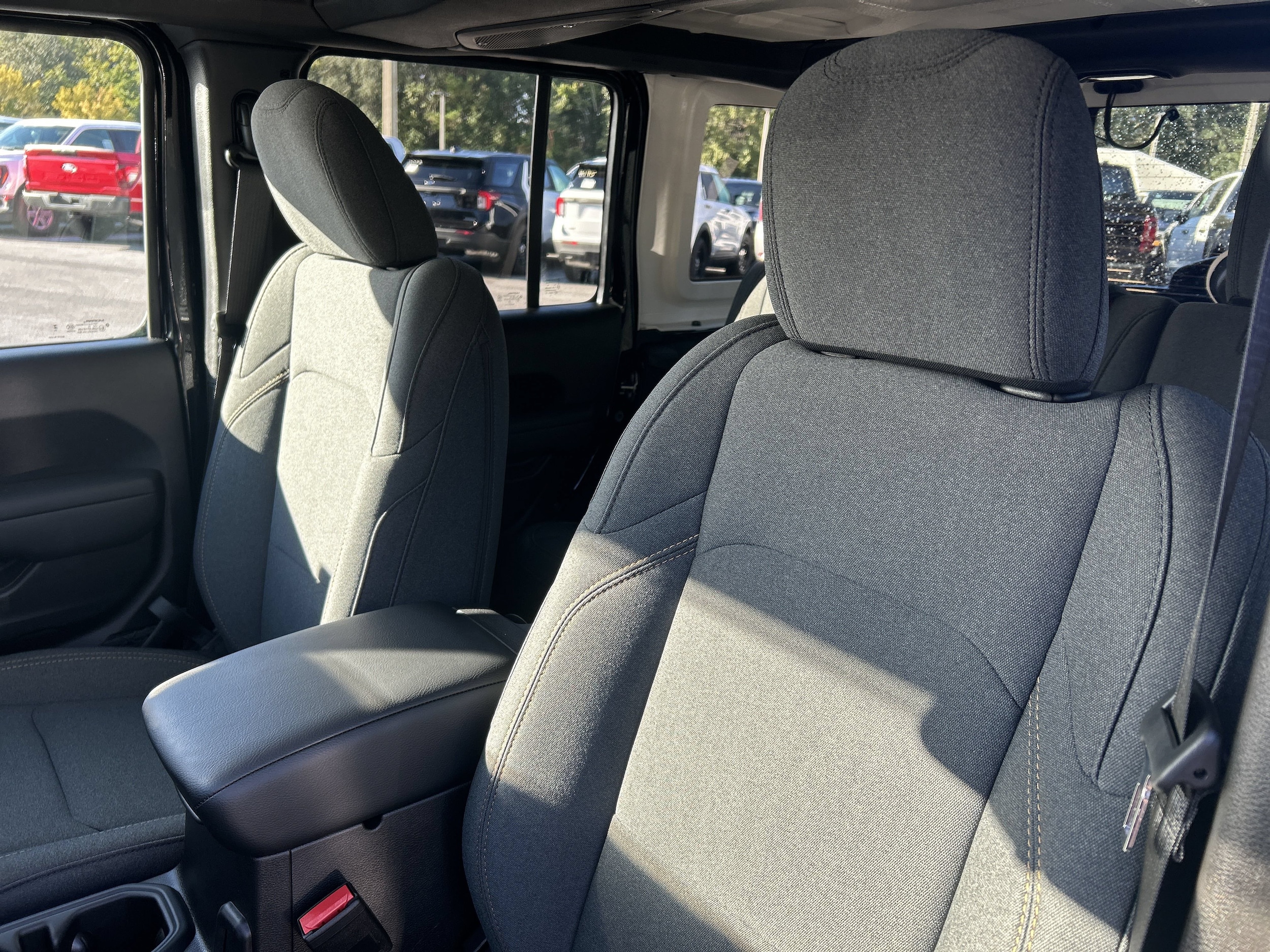 2026 Jeep Wrangler 4-Door Sport - Photo 11