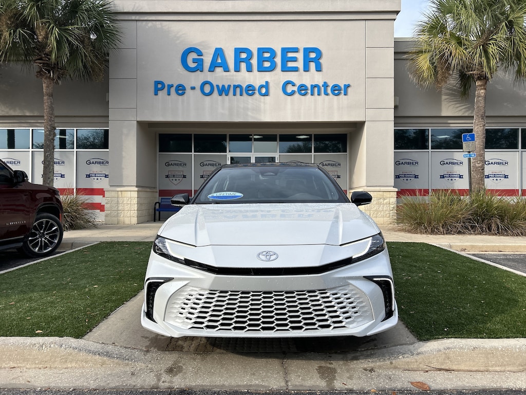 Used 2025 Toyota Camry XSE Sedan